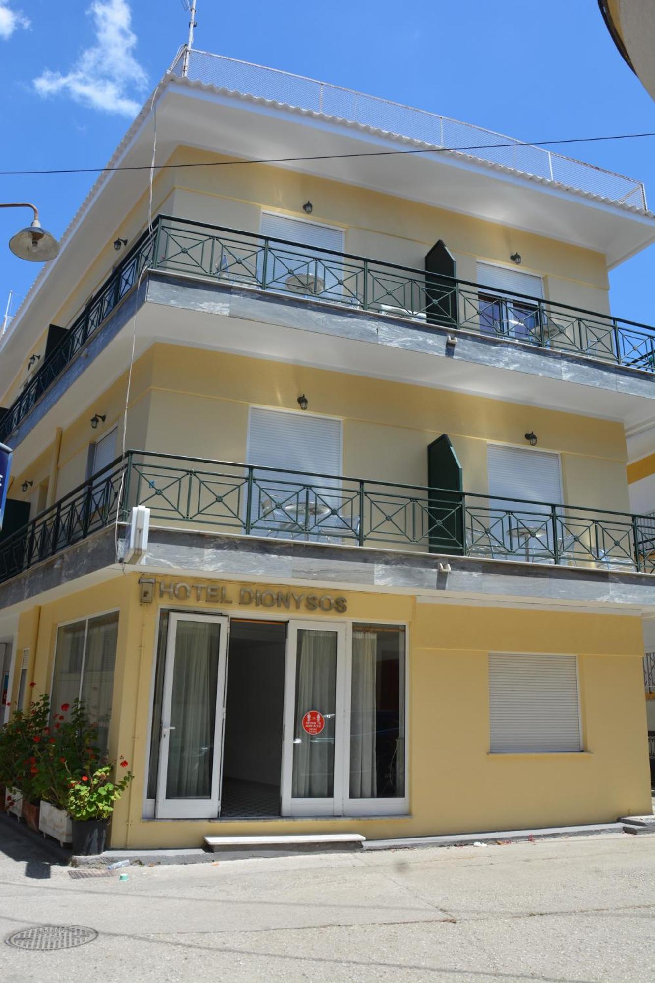 Dionyssos Hotell Liménas Eksteriør bilde